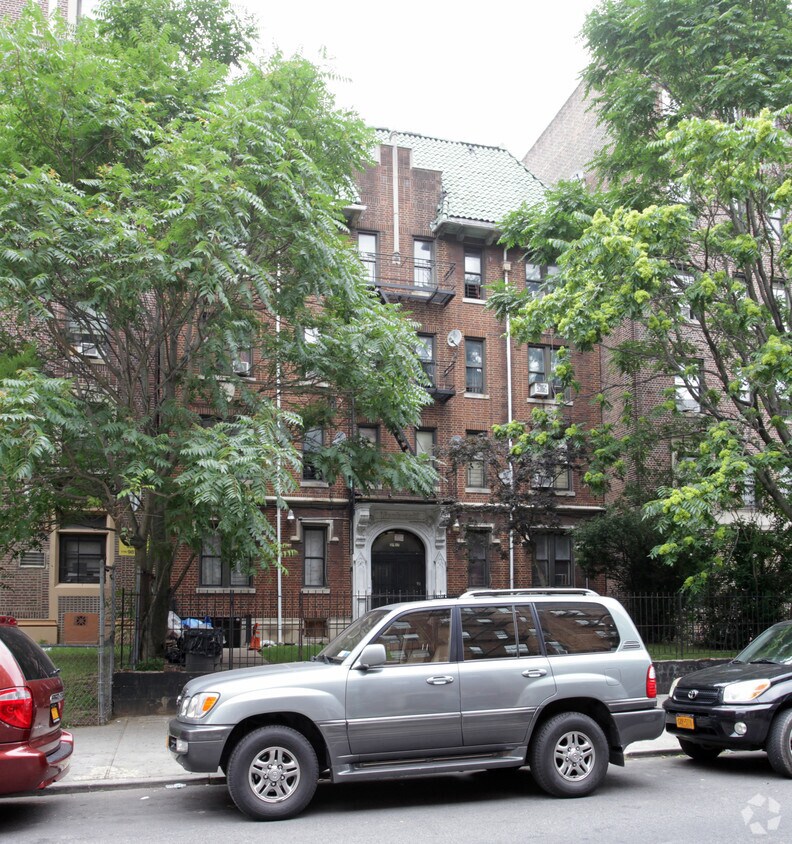 2017 Albemarle Rd, Brooklyn, NY 11226 Apartments in Brooklyn, NY