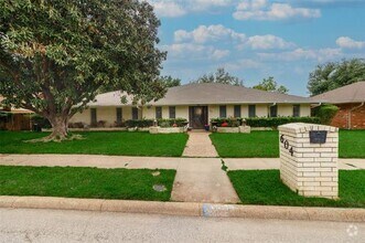 Building Photo - 604 McCoy Dr
