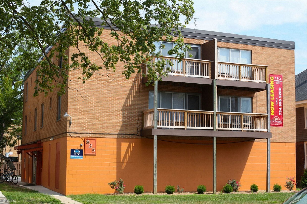 Foto del edificio - 1 br, 1 bath Apartment - 925 Church St 2