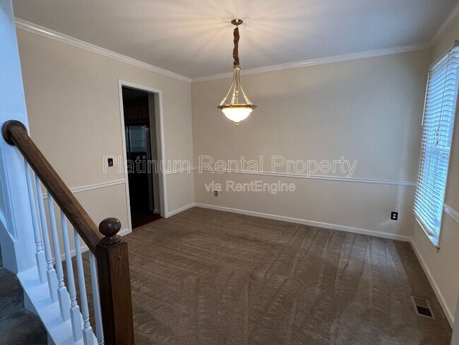 Foto del edificio - 7115 Red Fox Ln
