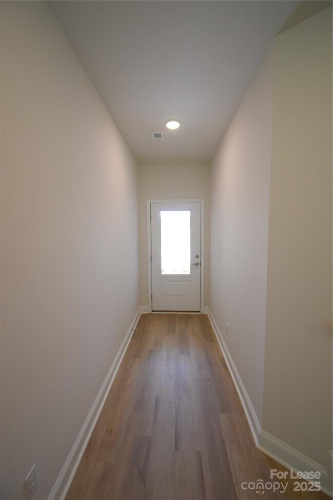 Foto del edificio - 113 Quartz Hl Wy