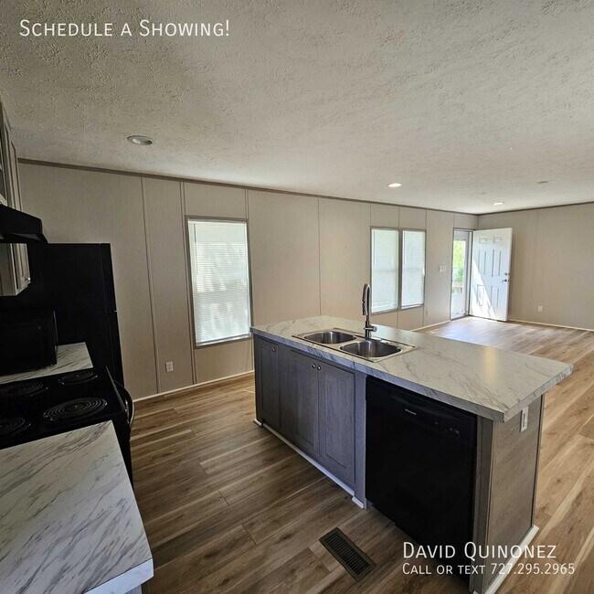 Foto del edificio - 5511 Squiredale-