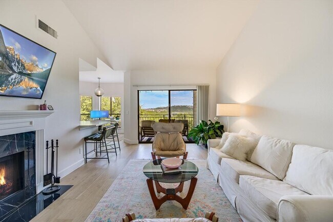 Foto del edificio - 6000 Shepherd Mountain Cove