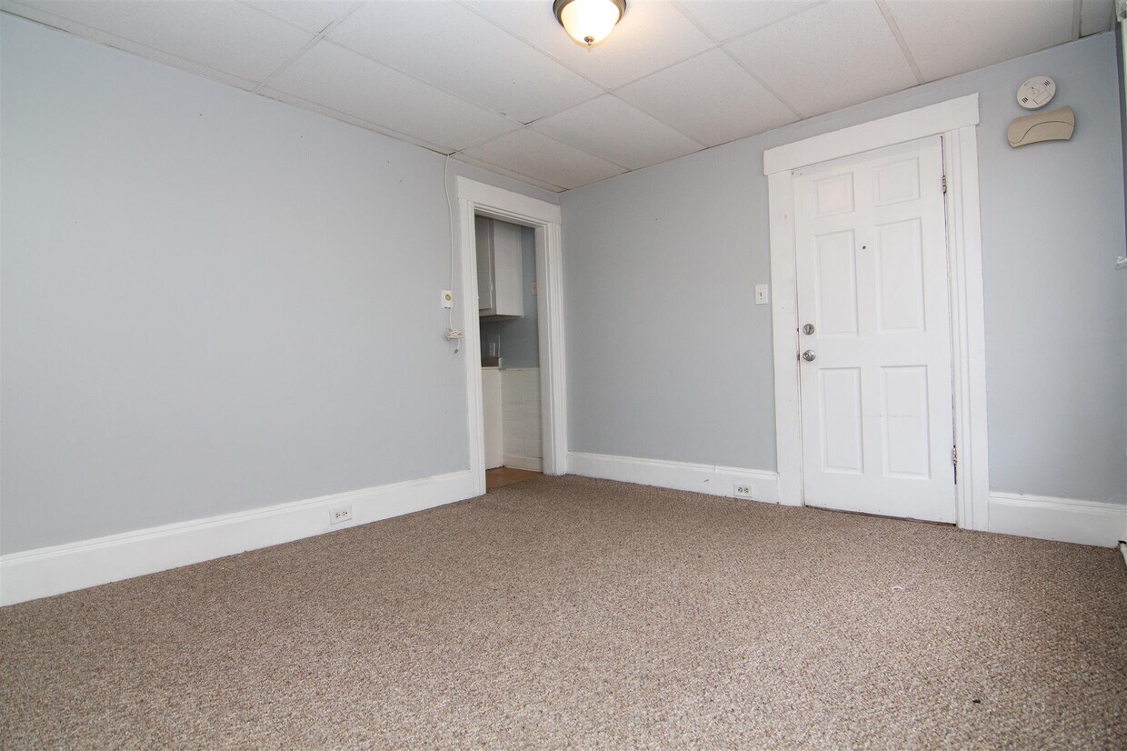 Foto principal - 515 Lincoln St