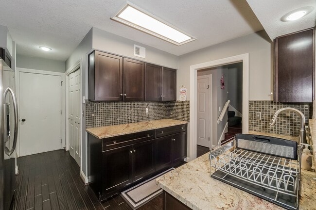 Building Photo - Price Drop!! Overland Park MidTerm or LongTerm Townhome 2/3-Bed, 3.5-Bath w/ GYM!! - Furnished or...