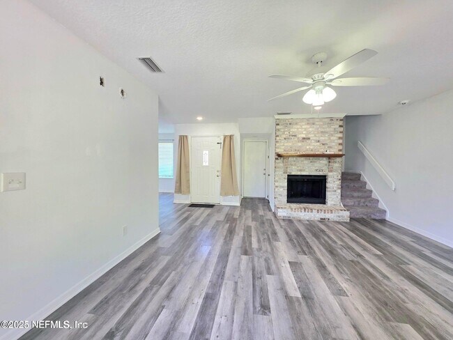 Building Photo - 6753 Newgate Cir E
