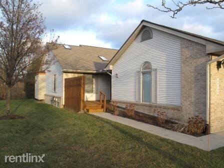Primary Photo - 2 br, 2 bath Condo - 44644 Meadowcreek Ln