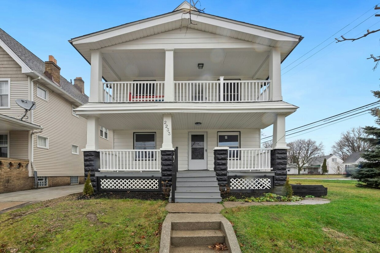 Primary Photo - 2233 Bunts Road, Unit Down