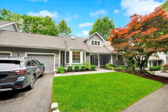 Foto del edificio - 47 Bell Hollow Ln