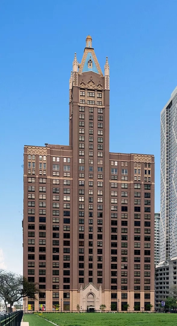 Building Photo - 680 N Lake Shore Dr