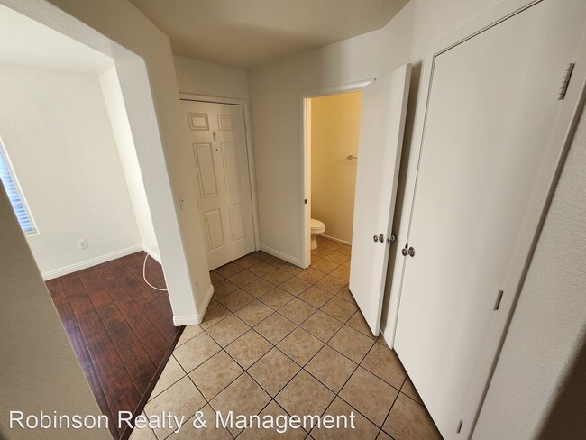 Foto del edificio - 3 br, 2.5 bath House - 677 Jewel Tower St.