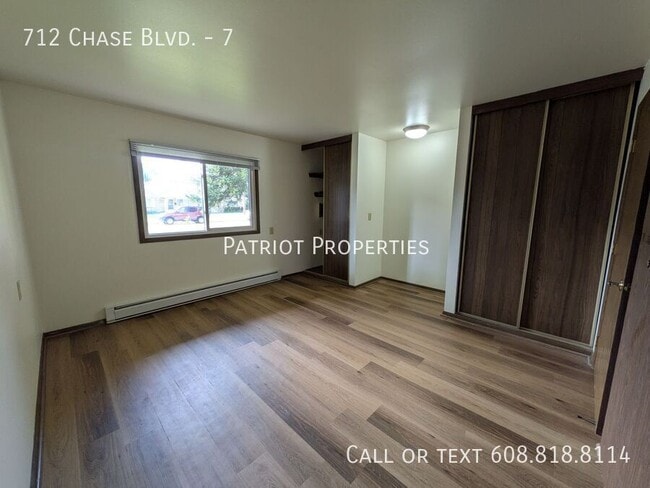 Foto del edificio - 712 Chase Blvd