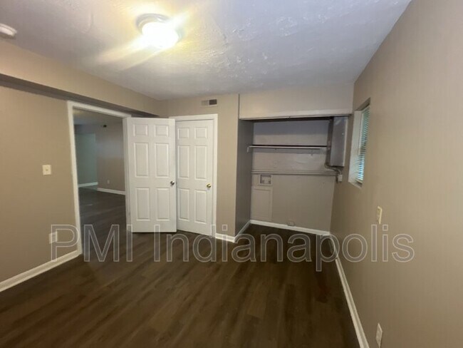 Foto del edificio - 6242 Eastridge Dr