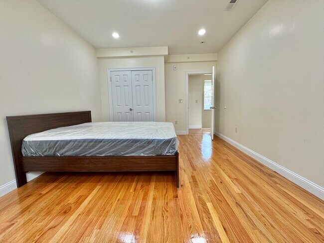 Foto del edificio - 60 Mather St