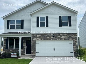 Building Photo - 832 Canis Minor Rd