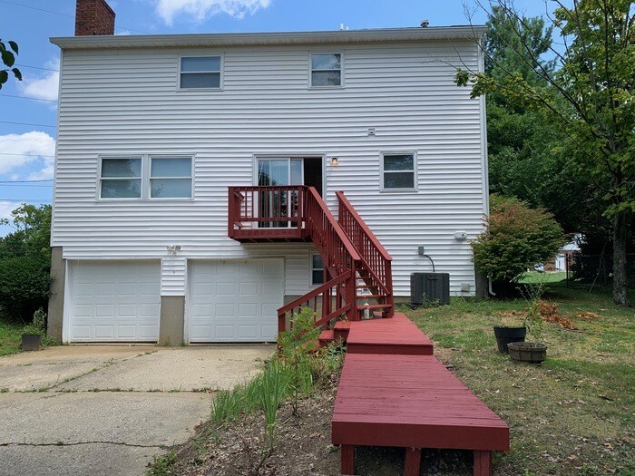 43 Surrey Ct, Florence, KY 41042 House Rental in Florence, KY