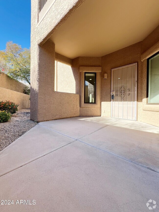 Building Photo - 13820 N Mirage Heights Ct