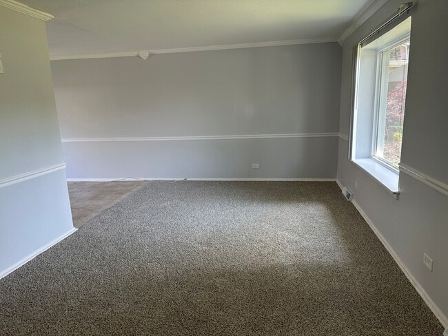 Building Photo - 4014 Euclid Ln