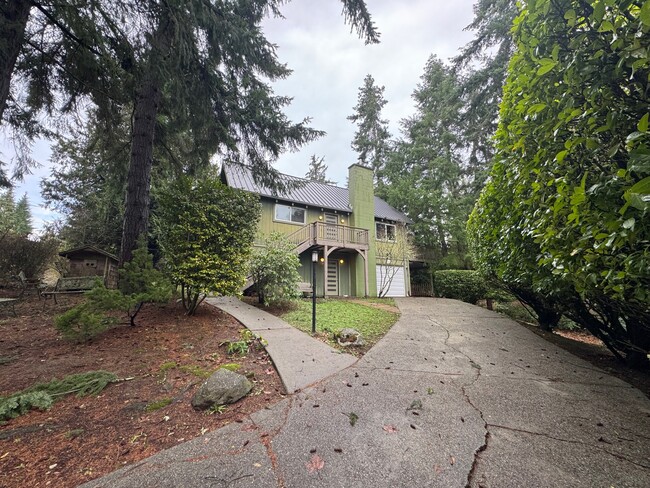 Foto del edificio - 11022 Palisades Ave SW