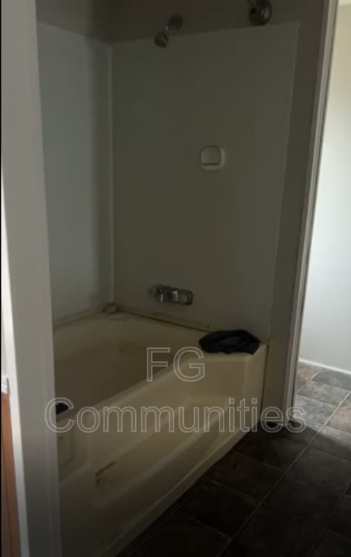 Foto del edificio - 1535 Race Path Church Rd