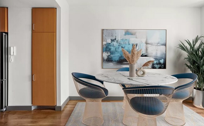 Building Photo - 29 Beekman St