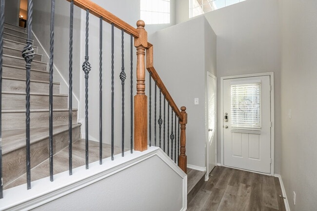 Foto del edificio - 5704 Parkview Hills Ln