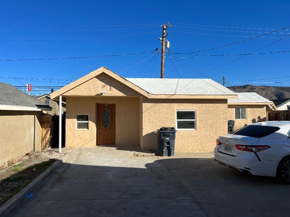 309 E F St, Tehachapi, CA 93561 House Rental in Tehachapi, CA