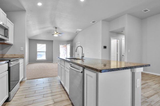 Building Photo - 7526 104th St