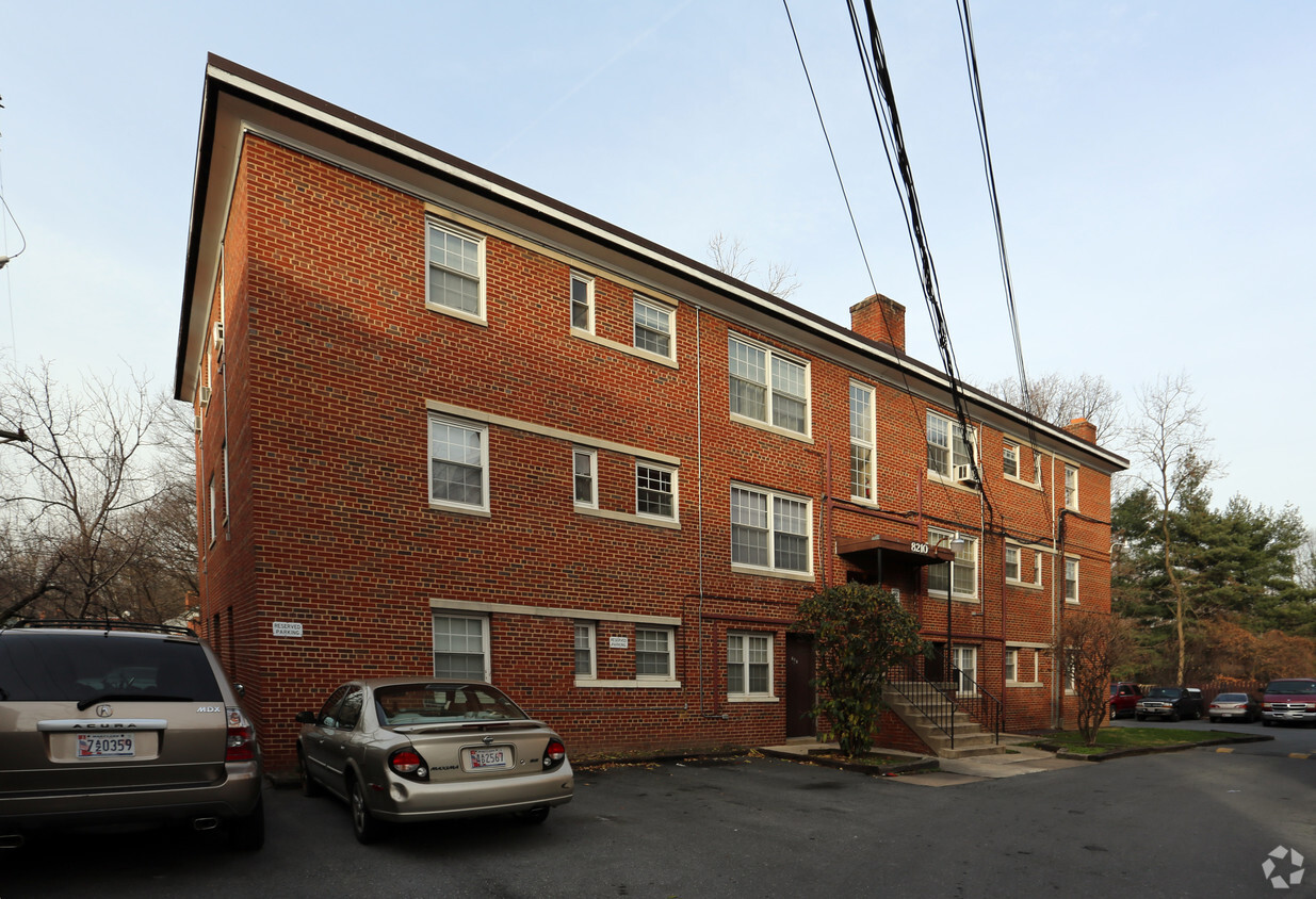 Building Photo - Roanoke Apartments