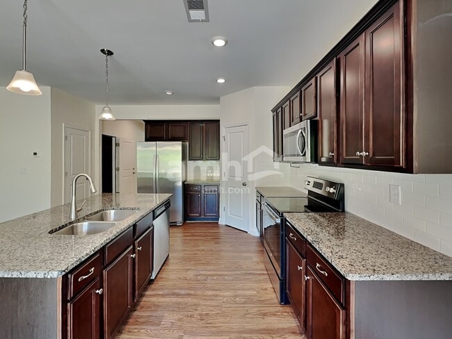 Building Photo - 2472 Napa Valley Dr
