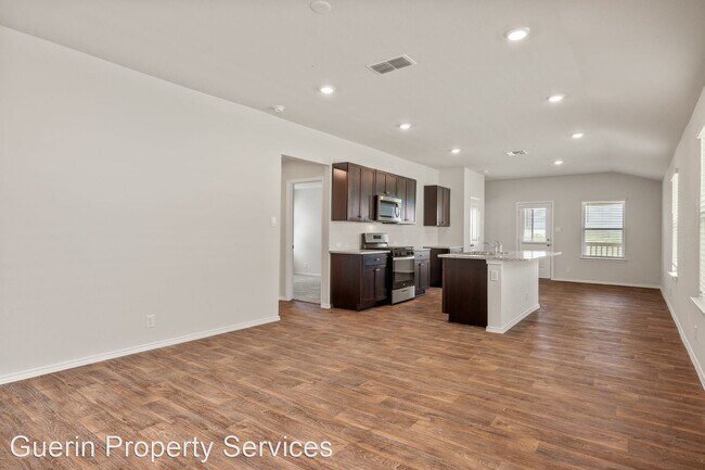 Building Photo - 3 br, 2 bath House - 213 Legendary Trail Loop
