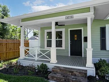 Building Photo - Charming Renovated Vintage Cottage in St. Pete