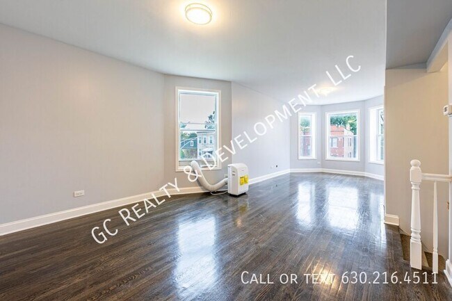 Foto del edificio - 6433 S Vernon Ave