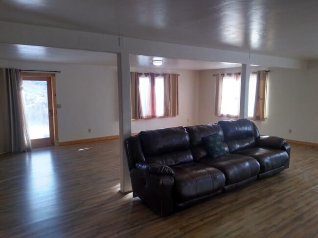 Foto del edificio - 4890 Co Rd 115