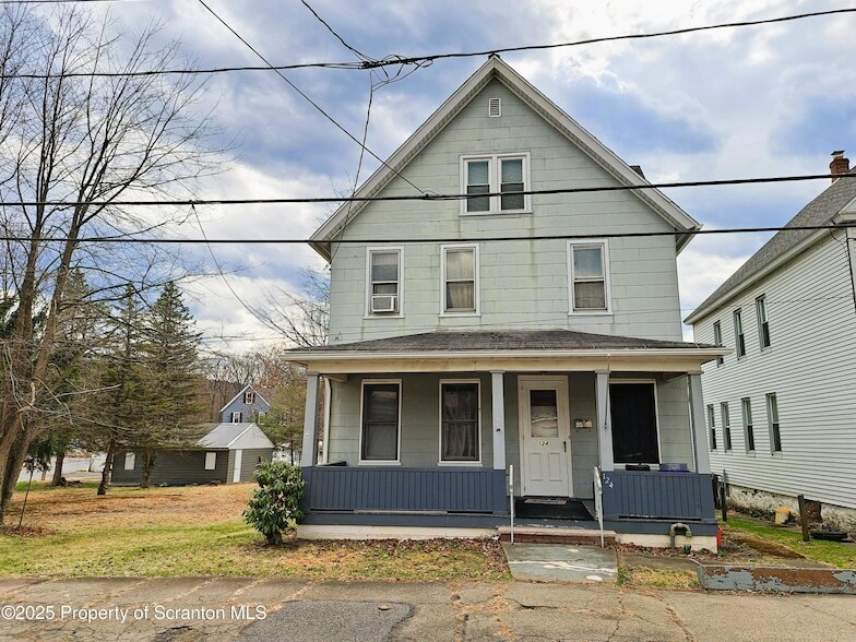 Primary Photo - 124 Masters St