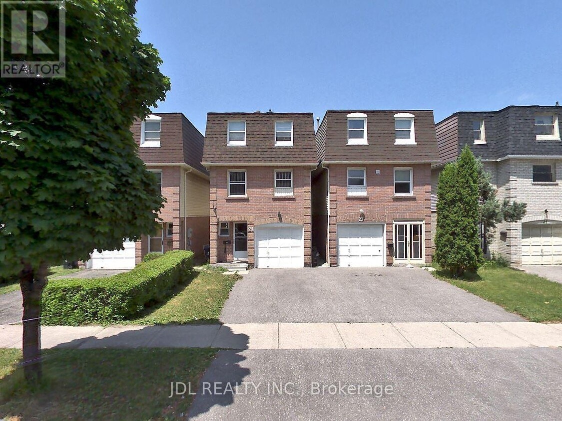 Primary Photo - 21 Kimbercroft Ct