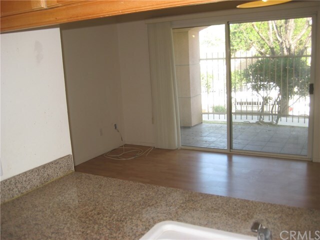 Foto del edificio - 111 Marguerita Ave