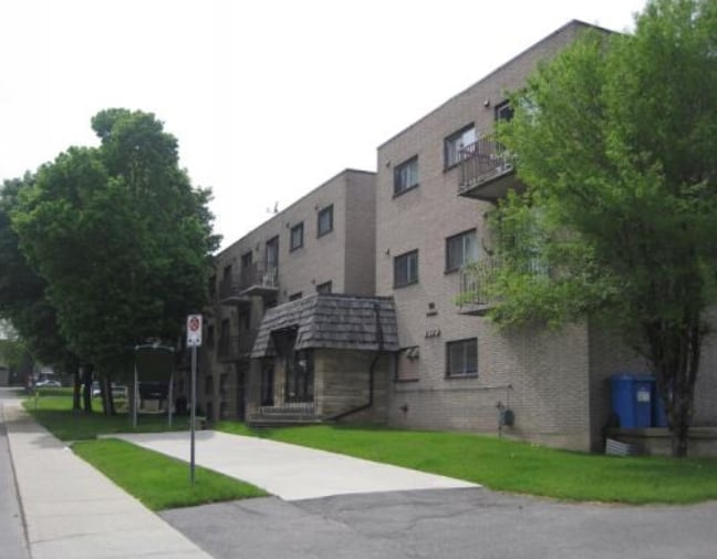 Primary Photo - Thomas Apartments