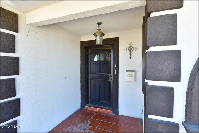Building Photo - 415 Balboa Rd