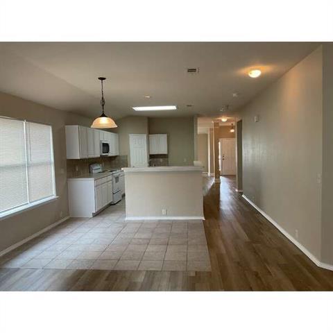 Foto del edificio - 8429 Beaufort Ct