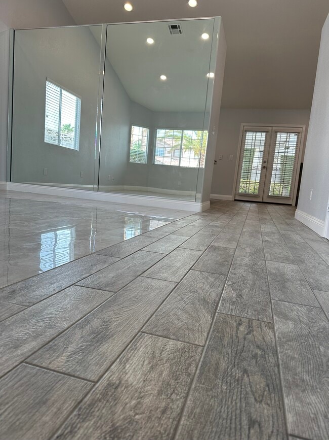 Building Photo - 3552 Kahala Bay Ln