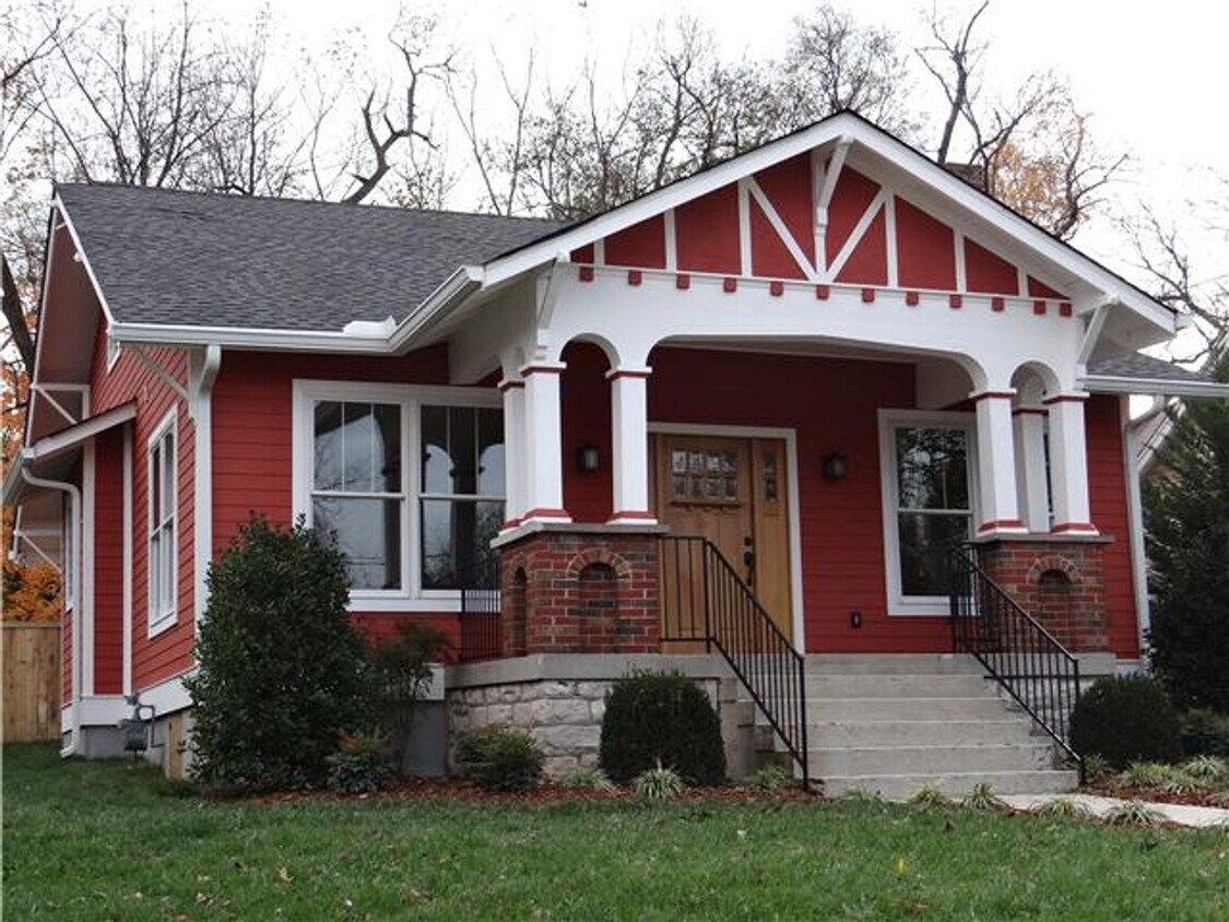 Foto principal - Fully Renovated East Nashville Bungalow