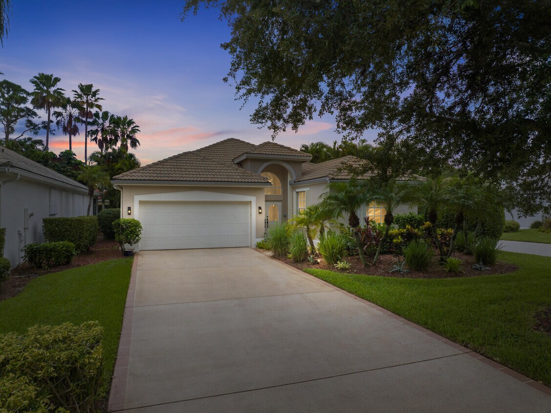 Foto principal - 1506 SE Holyrood Ln