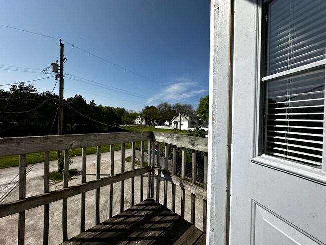 Foto del edificio - 828 S Maple Ave