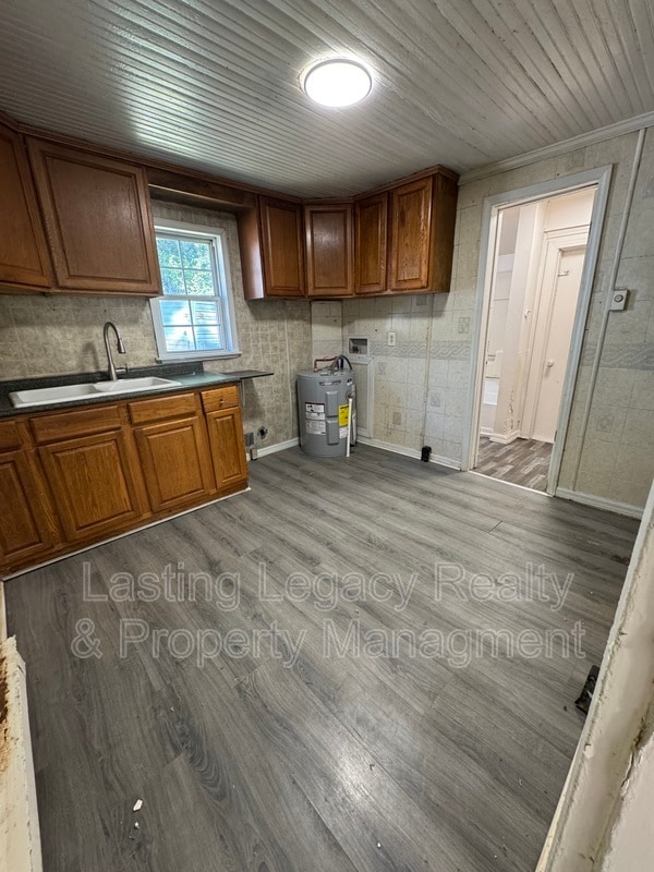 Photo - 1325 Gholson Ave S East House