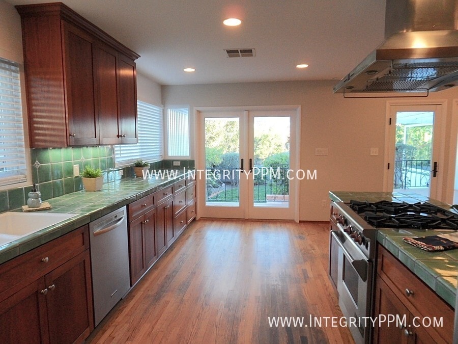 Foto principal - Entertainer's Dream Home with Canyon Views
