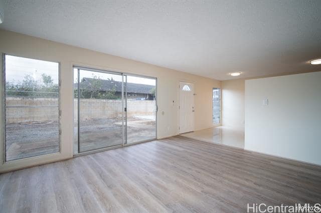 Building Photo - 1521 Hooli Cir