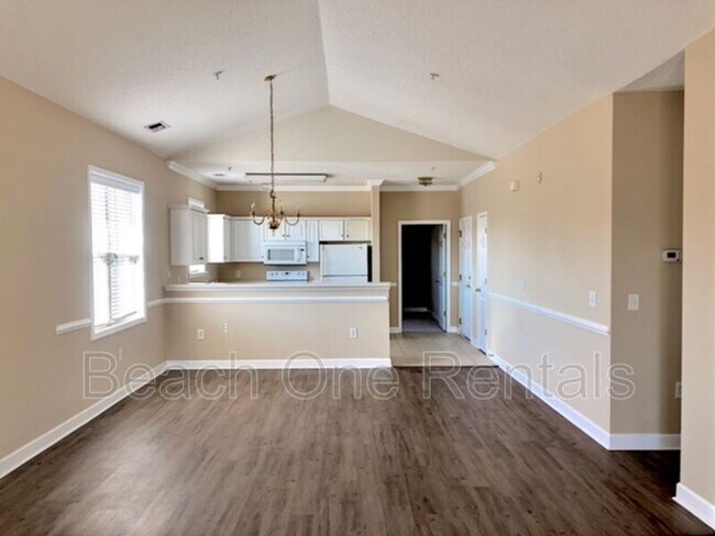 Building Photo - 302 Kiskadee Loop