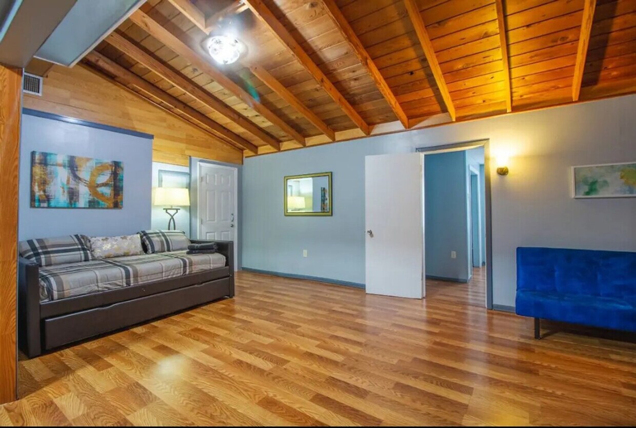 Foto principal - 1735 Grayson Dr