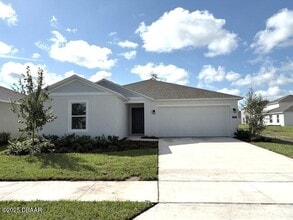 Building Photo - 2324 Green Valley St